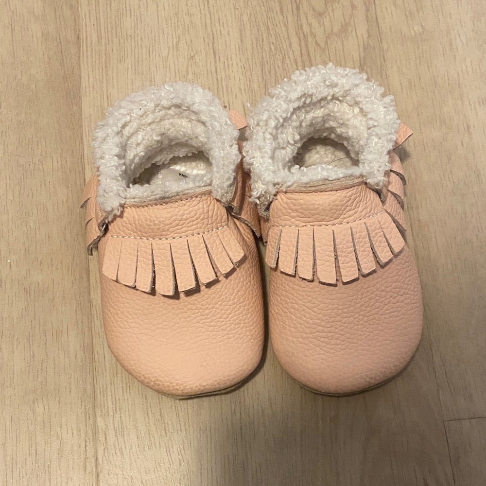 Birdrock baby pink leather moccasins